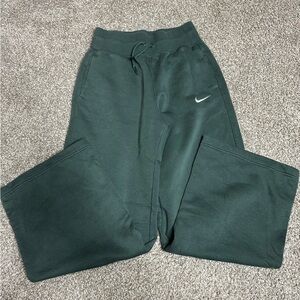 Nike Women's Dark Green Wide Leg Sweats 🏀